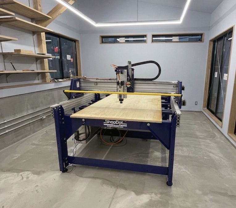 大型CNCルーターShopBotの加工テーブルと主軸